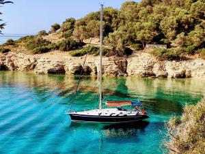 Greece Charter Sailing Experience by MYBlue4you Paros Greece