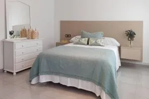 Casa amplia frente a la playa - Castrelo