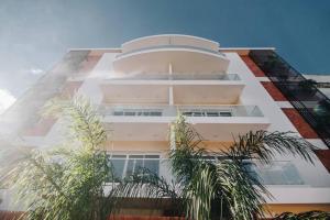 N1A1 - New, Nice, for Long and Short Stay