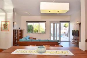 Wohnung mit 2 Schlafzimmer in der Villa Miravala