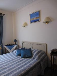Double or Twin Room with Bath and Hill View room in Hotel Belle Vue