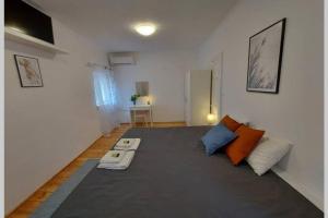 Heart of Corfu (2nd floor, 55m2, quiet area)