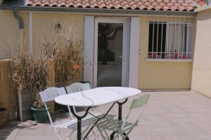 B&B / Chambres d'hotes B&B Le Patio En Ville - Chambres d'hotes : photos des chambres