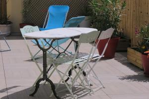 B&B / Chambres d'hotes B&B Le Patio En Ville - Chambres d'hotes : photos des chambres