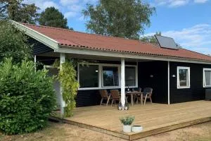 The Happy Place - Yderby