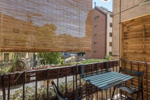 Popolo Elegant Two Bedroom Apartment