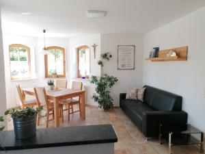 70m²- Ferienwohnung mit Terrasse