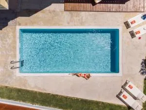 Villa Anthira - Rapanianá