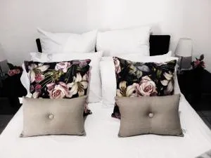 The Cottage - Committees Drift