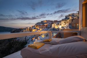 Armeni Luxury Villas Santorini Greece