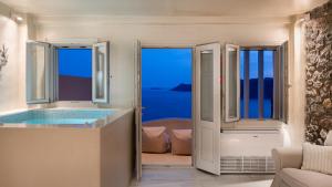 Armeni Luxury Villas Santorini Greece