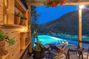 NORMABEL relaxing villa with heated pool and sauna