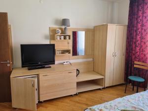 LivingPalanga Meta1