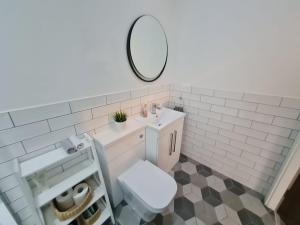 34 Cuppin Street - luxury city centre apartment!