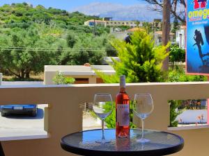 Omega Comfy Apartments Chania Greece