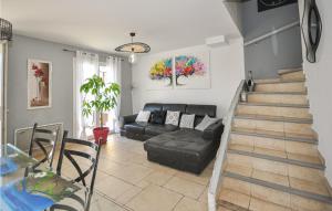 Maisons de vacances 2 Bedroom Stunning Home In La Farlede : photos des chambres