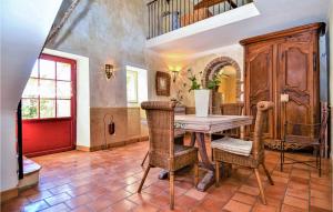 Beautiful Home In Mejannes-Les-Ales