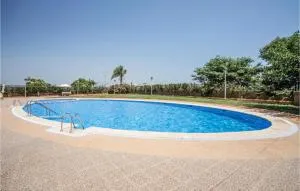 2 Bedroom Amazing Apartment In Cabanes - Torre de la Sal
