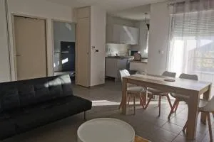 Appartement T2 accessible PMR avec terrasse et garage - 奥内莱沙托