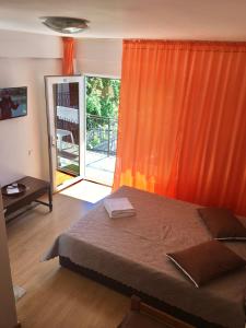 Casa Tudor Costinesti