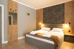 King Studio with Sofa Bed room in Villa Pino