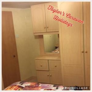 Taylor’s caravan holidays 8 berth (coral beach)