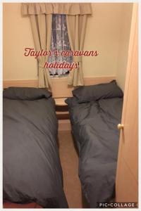 Taylor’s caravan holidays 8 berth (coral beach)