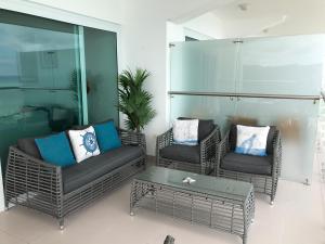 Resort Playa Azul Departamentos frente al mar