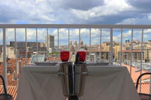 Suite privée du balcon du vieux port Marseille