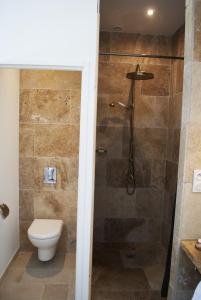 Hotels GOOD KNIGHT : photos des chambres