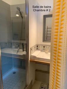 B&B / Chambres d'hotes Un Nid en Camargue : Chambre Double avec Salle de Bains Privative