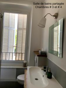 B&B / Chambres d'hotes Un Nid en Camargue : Chambre Double avec Salle de Bains Commune