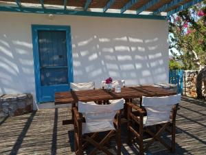 Kasi's nature home Kythira Greece