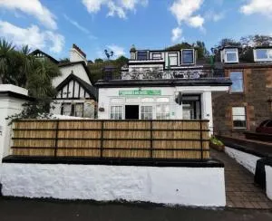 Summer's Bay - Rothesay