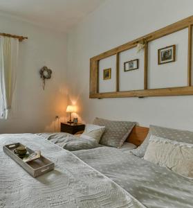 Halháza Erdészlak Apartman