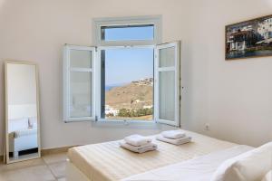 Luxury Seaview Villa with private pool - EUTERPE Myconos Greece