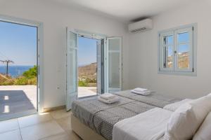 Luxury Seaview Villa with private pool - EUTERPE Myconos Greece