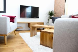 3,5 Zimmer Dachwohnung: Modern, komfortabel, zentral, mit Bergsicht