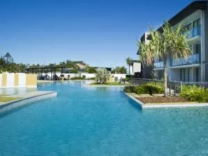 Blue on Blue Apartment 921 - Nelly Bay