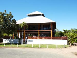 Villa Kembali