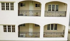Room in Lodge - Apartment Royale Hotel-3 Bd Apartment - Ikeja