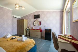 Room in BB - Family Suite For 4 Chania Greece