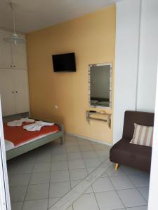 Small studio with a large veranta
