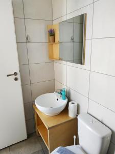 Small studio with a large veranta