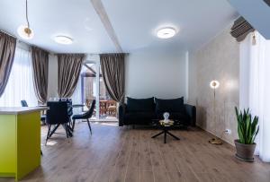 FAMILY FOREST HOUSE, By Cohost