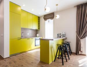 FAMILY FOREST HOUSE, By Cohost