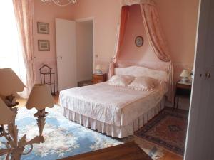 B&B / Chambres d'hotes Chateau de Naze : photos des chambres