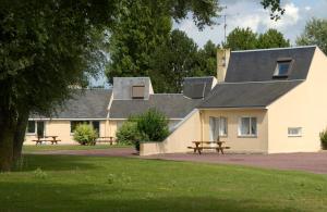 Maisons de vacances Village de Gites de l'Anse de Moidrey : Maison 1 Chambre (4 Personnes)