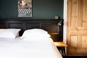 Deluxe Double or Twin Room with Garden View room in The Old Vicarage B&B