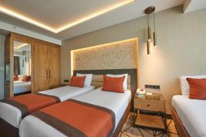 Triple Room room in Grand Hotel Gulsoy